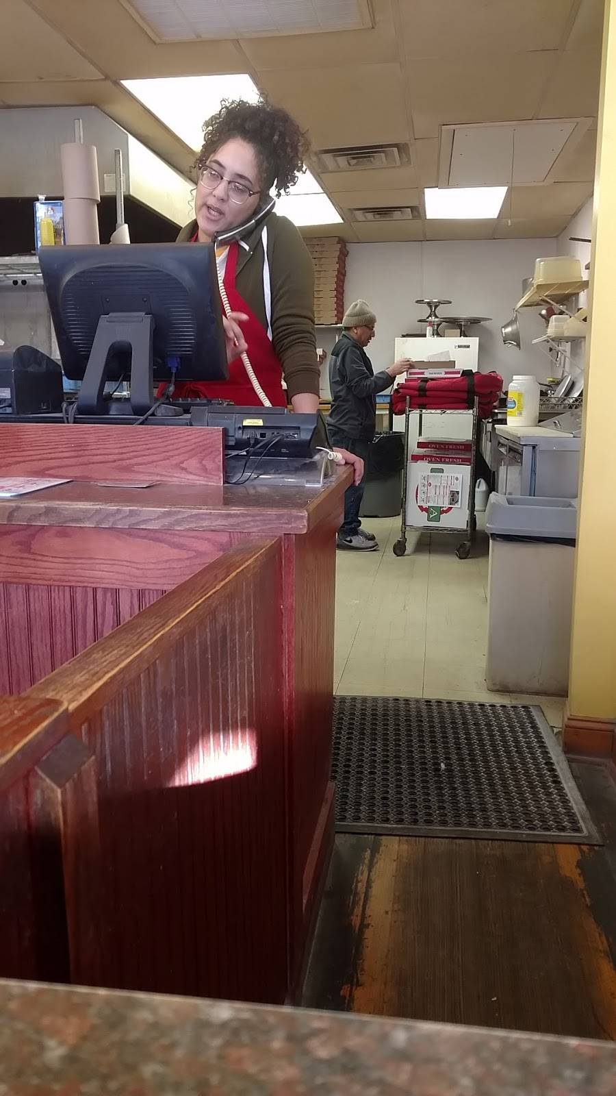 stone house pizza | restaurant | 175 Highland Ave, Waterbury, CT 06708, USA | 2035730567 OR +1 203-573-0567