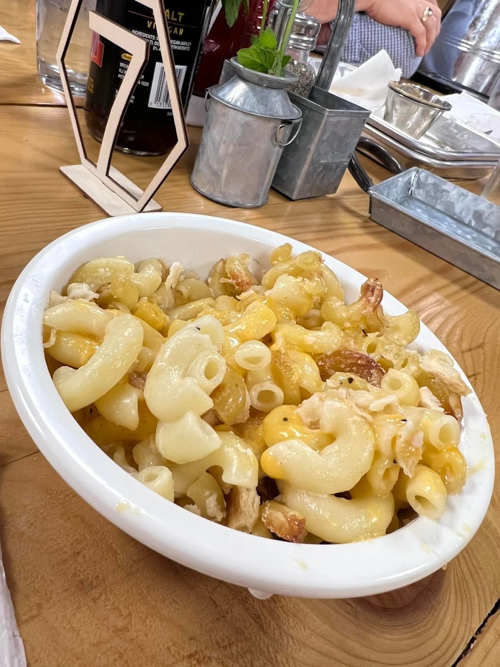 Travelers Roadhouse | restaurant | 492 Pinnacle Ave, Pineville, WV 24874, United States | 3042020266 OR +1 304-202-0266