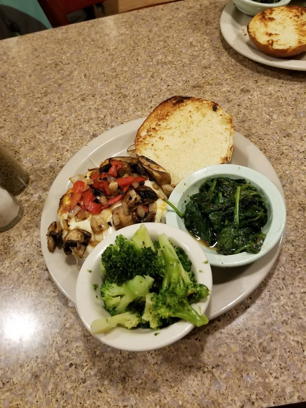 Bettys Country Kitchen | restaurant | 32 W Main St, Washingtonville, NY 10992, USA | 8456145422 OR +1 845-614-5422