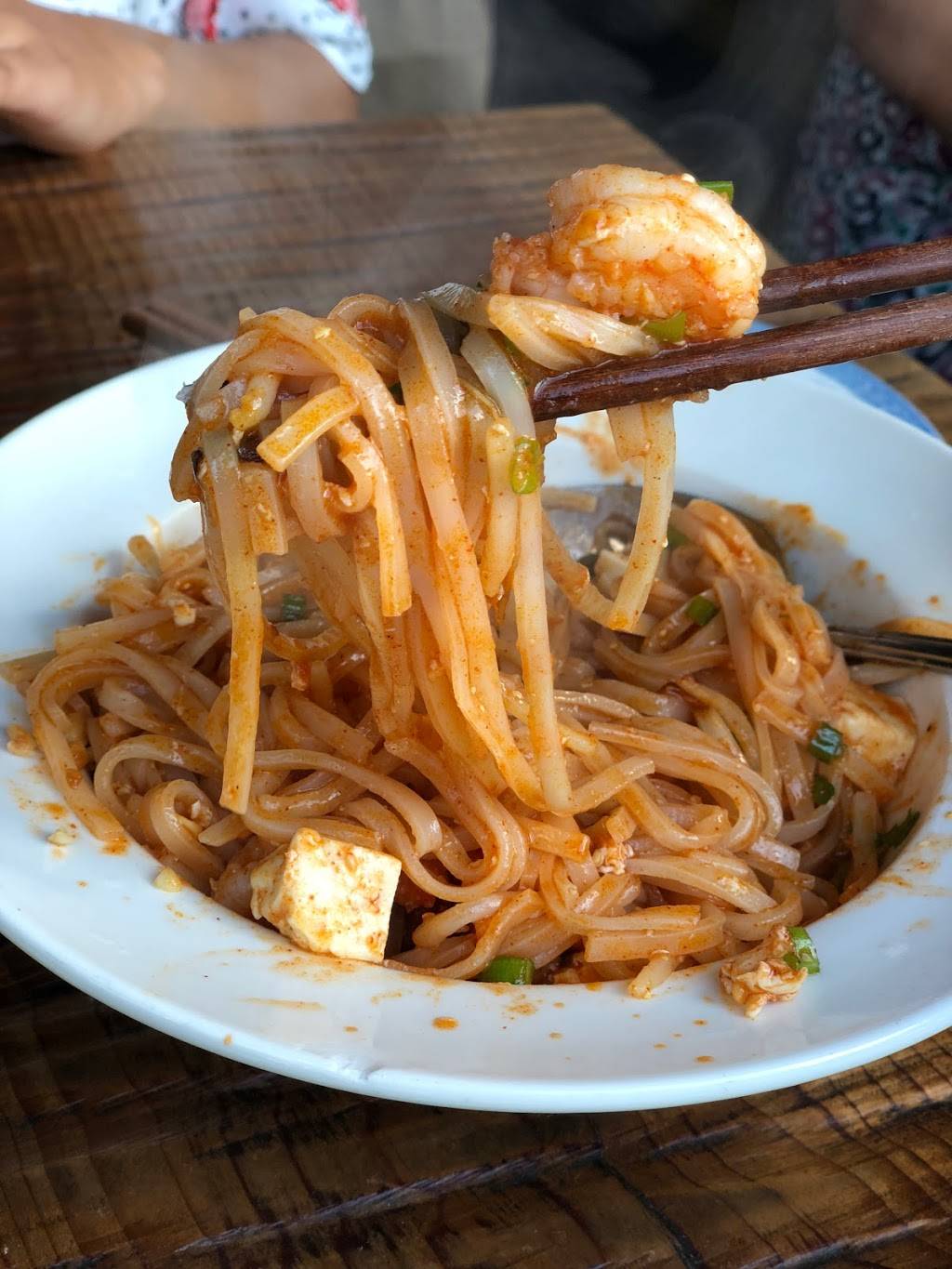 Chubby Noodle Marina | restaurant | 2205 Lombard St, San Francisco, CA 94123, USA | 4156553335 OR +1 415-655-3335