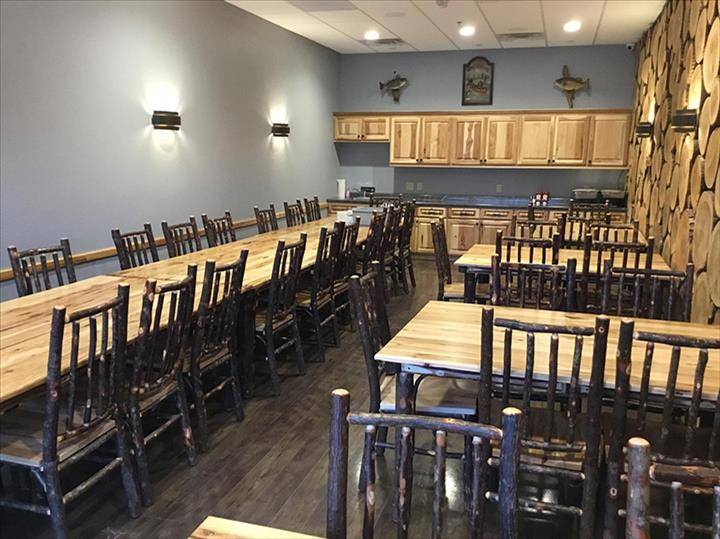 Lucky’s At The Lodge | restaurant | S74W17096 Janesville Rd, Muskego, WI 53150, USA | 4142358566 OR +1 414-235-8566