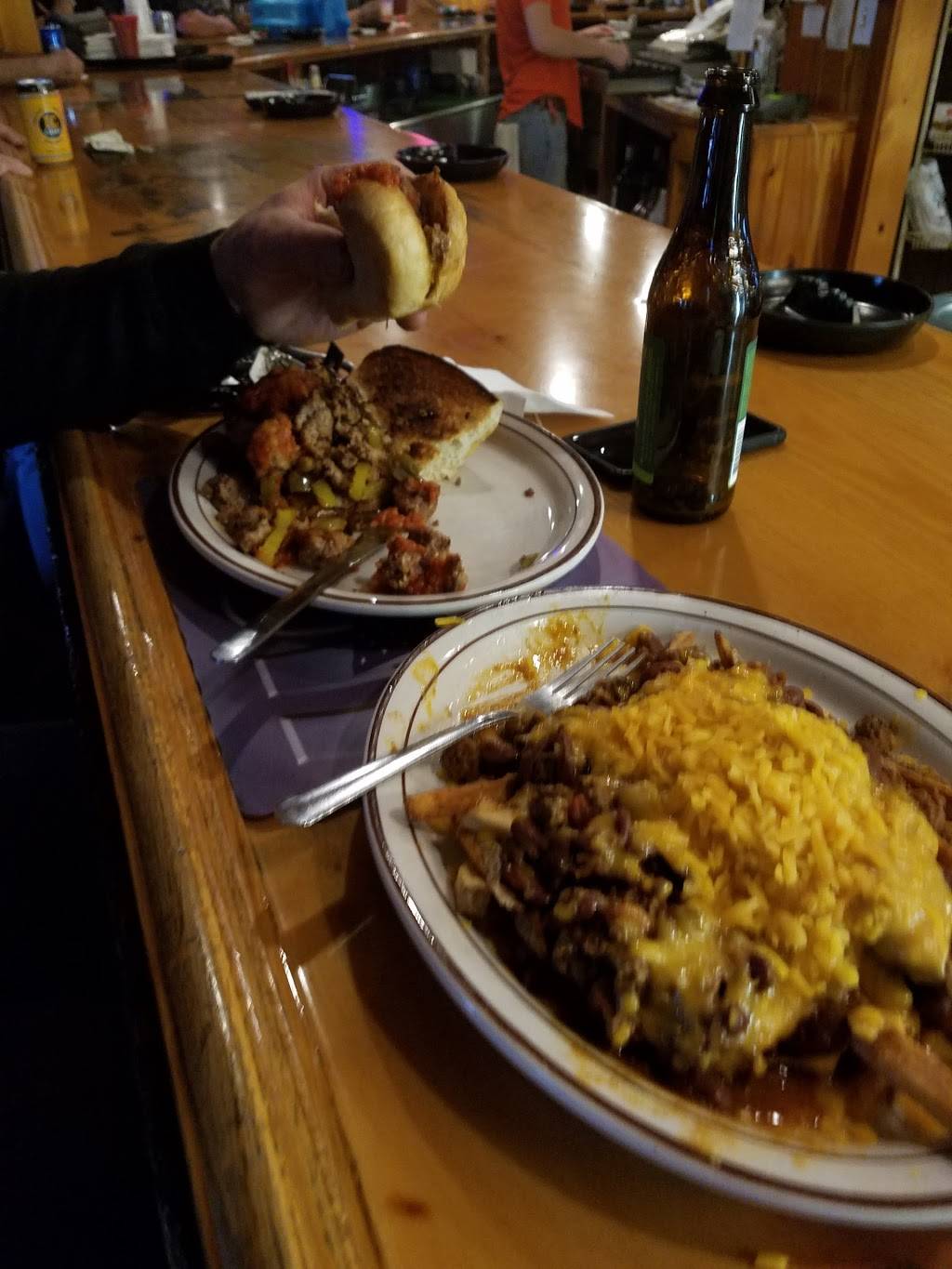 D Hitchin Post Bar & Restaurant | restaurant | Main St, Manns Choice, PA 15550, USA | 8146237932 OR +1 814-623-7932