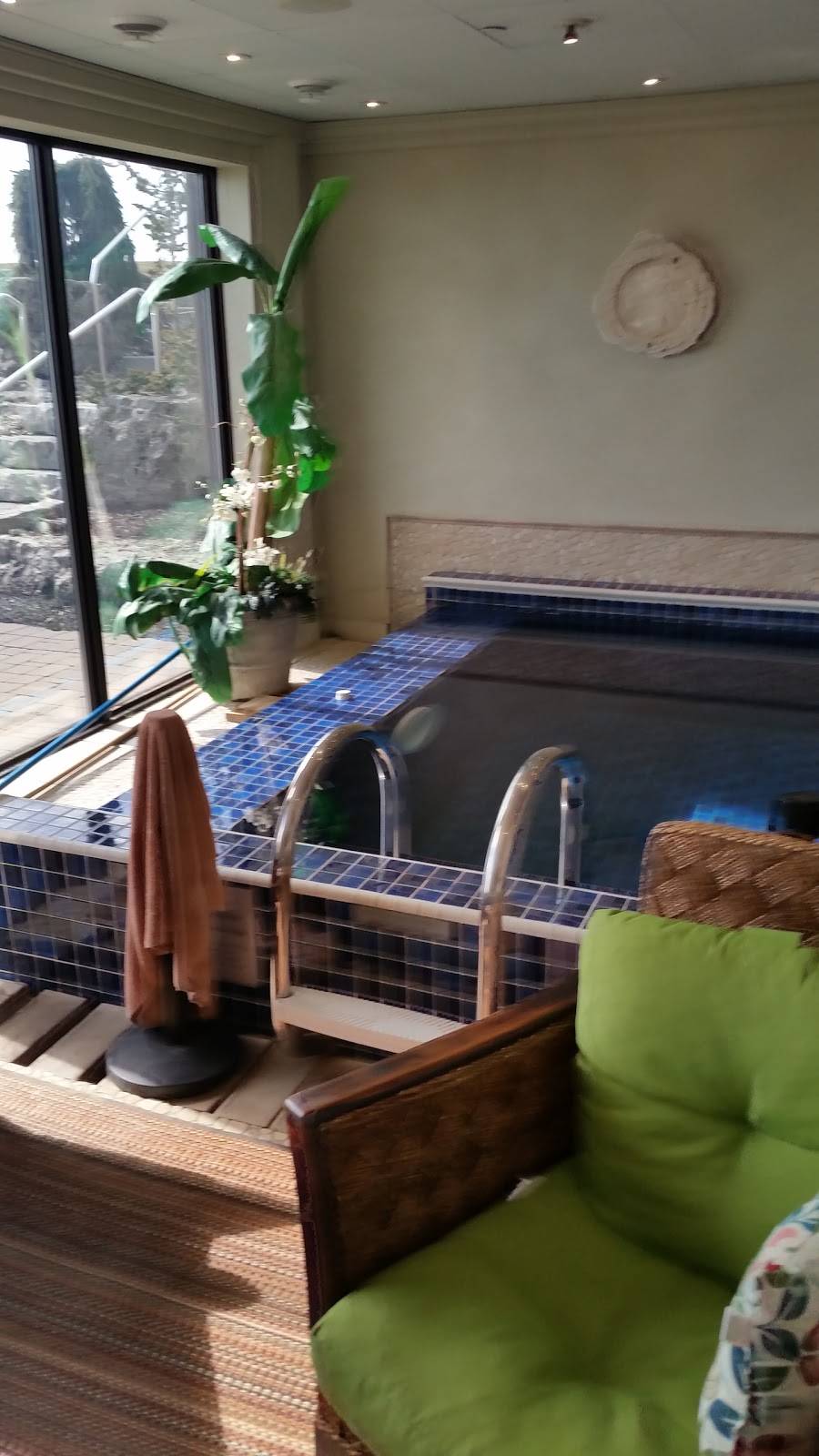 Davids Restaurant | restaurant | 168 New Lake Shore Rd, Port Dover, ON N0A 1N3, Canada | 5195830706 OR +1 519-583-0706