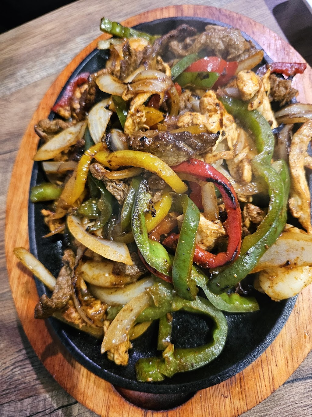 Guajillos Taqueria | restaurant | 1702 N Woodland Blvd, DeLand, FL 32720, USA | 3864699506 OR +1 386-469-9506