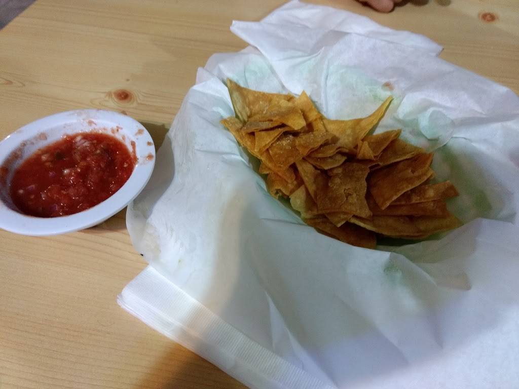 Casa De El Lago Restaurant | restaurant | 17053 Lakeshore Dr, Lake Elsinore, CA 92530, USA | 3109102049 OR +1 310-910-2049