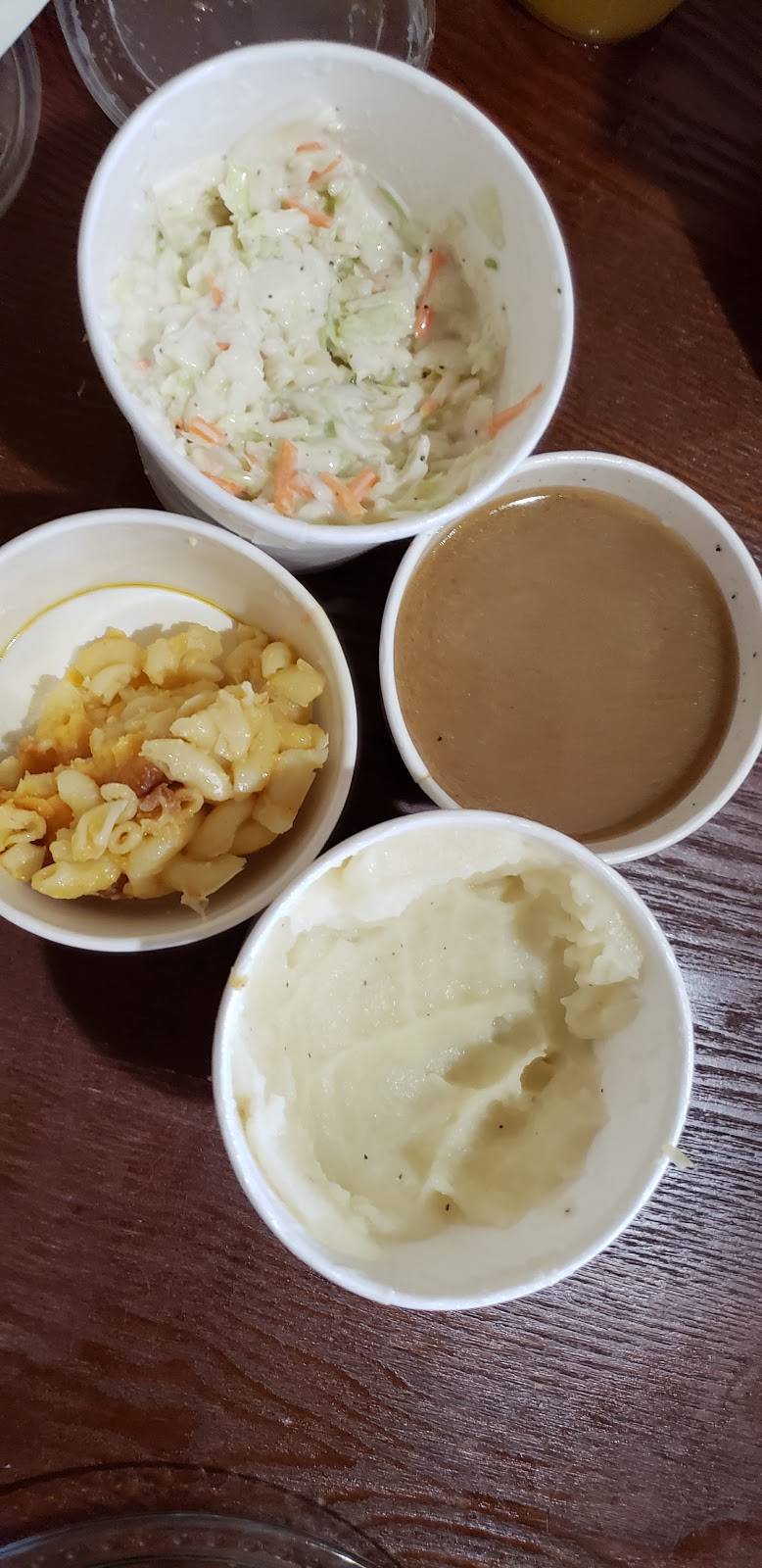 Ezells Famous Chicken | restaurant | 11805 Renton Ave S, Seattle, WA 98178, USA | 2067721925 OR +1 206-772-1925