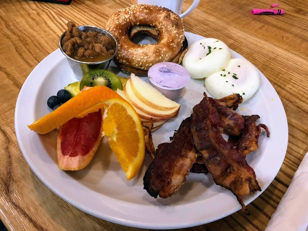 Bagel Ste-Rose | restaurant | 196 Boulevard Sainte-Rose, Laval, QC H7L 1L4, Canada | 4506289343 OR +1 450-628-9343