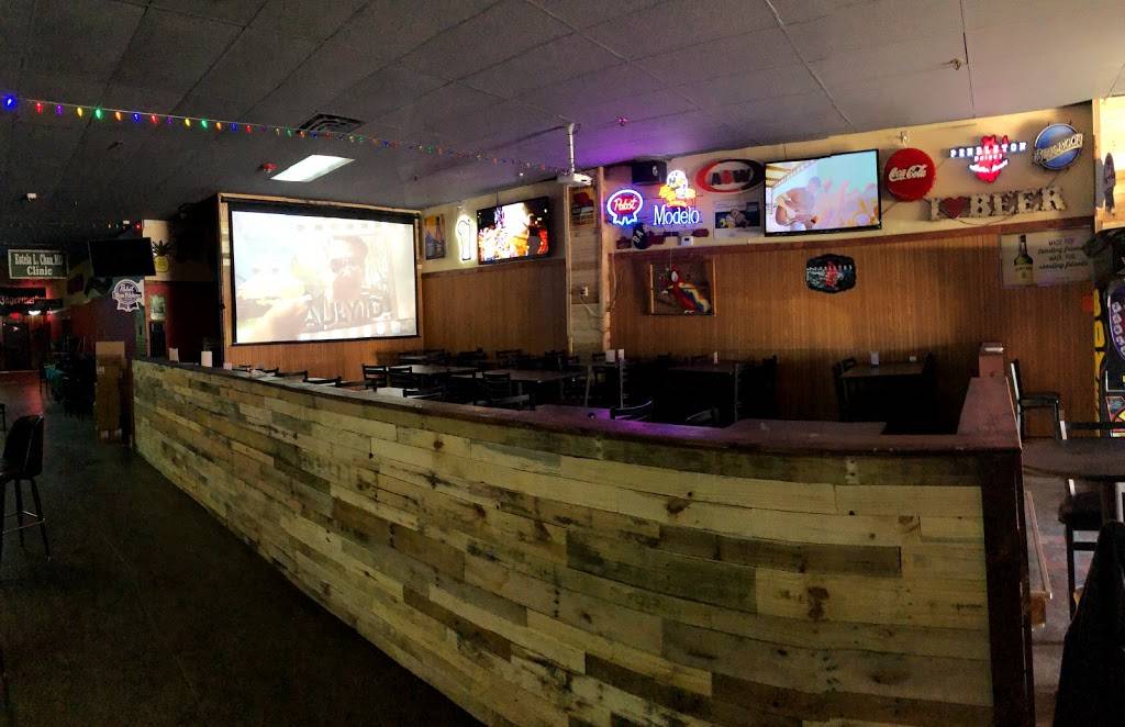 Bourbon Jacks Honkytonk Bar | restaurant | 212 W 2nd St, Hastings, NE 68901, USA | 4024601405 OR +1 402-460-1405