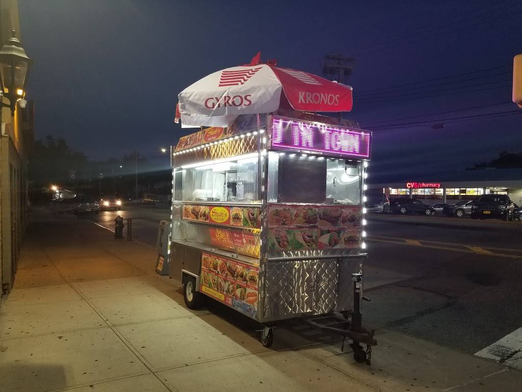 Shahs Halal Food | restaurant | 14th Ave & 132nd St, College Point, NY 11356, USA | 3473810411 OR +1 347-381-0411