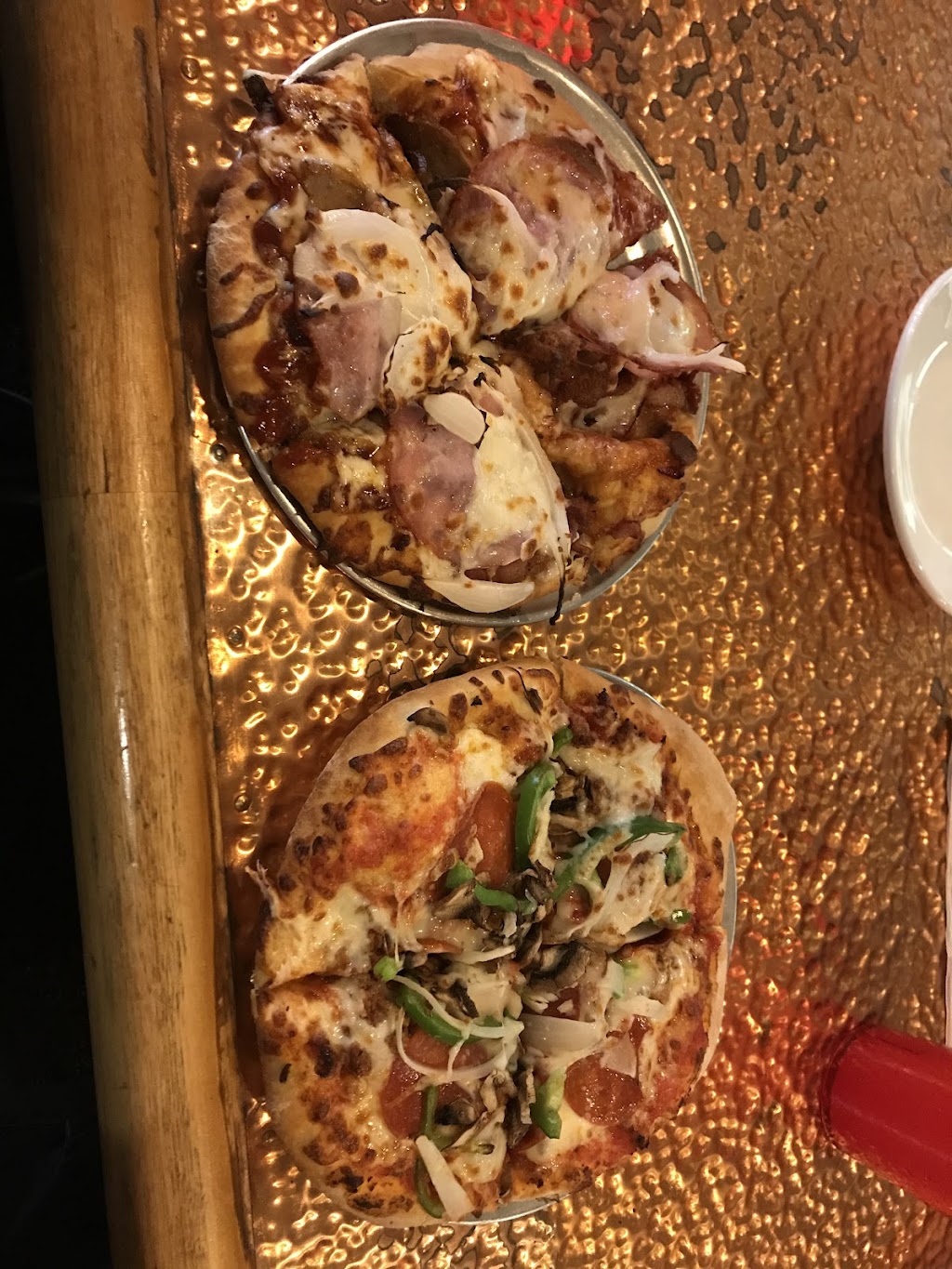 Guss Pizza at the Sports Center | restaurant | 214 E Yakima Ave, Yakima, WA 98901, USA | 5094534647 OR +1 509-453-4647