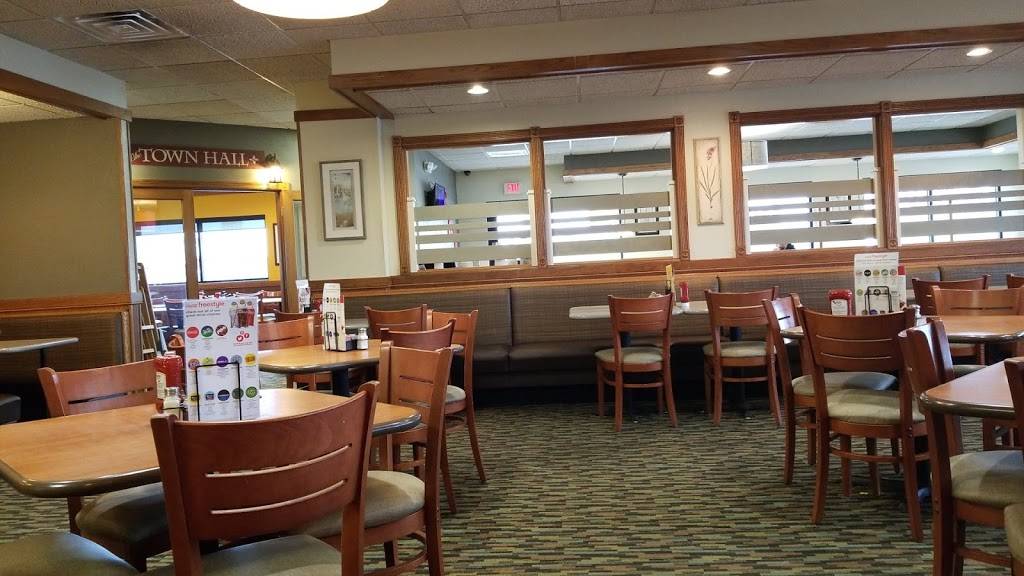 Perkins Restaurant & Bakery | restaurant | 1015 E McCoy Blvd, Tomah, WI 54660, USA | 6083740550 OR +1 608-374-0550