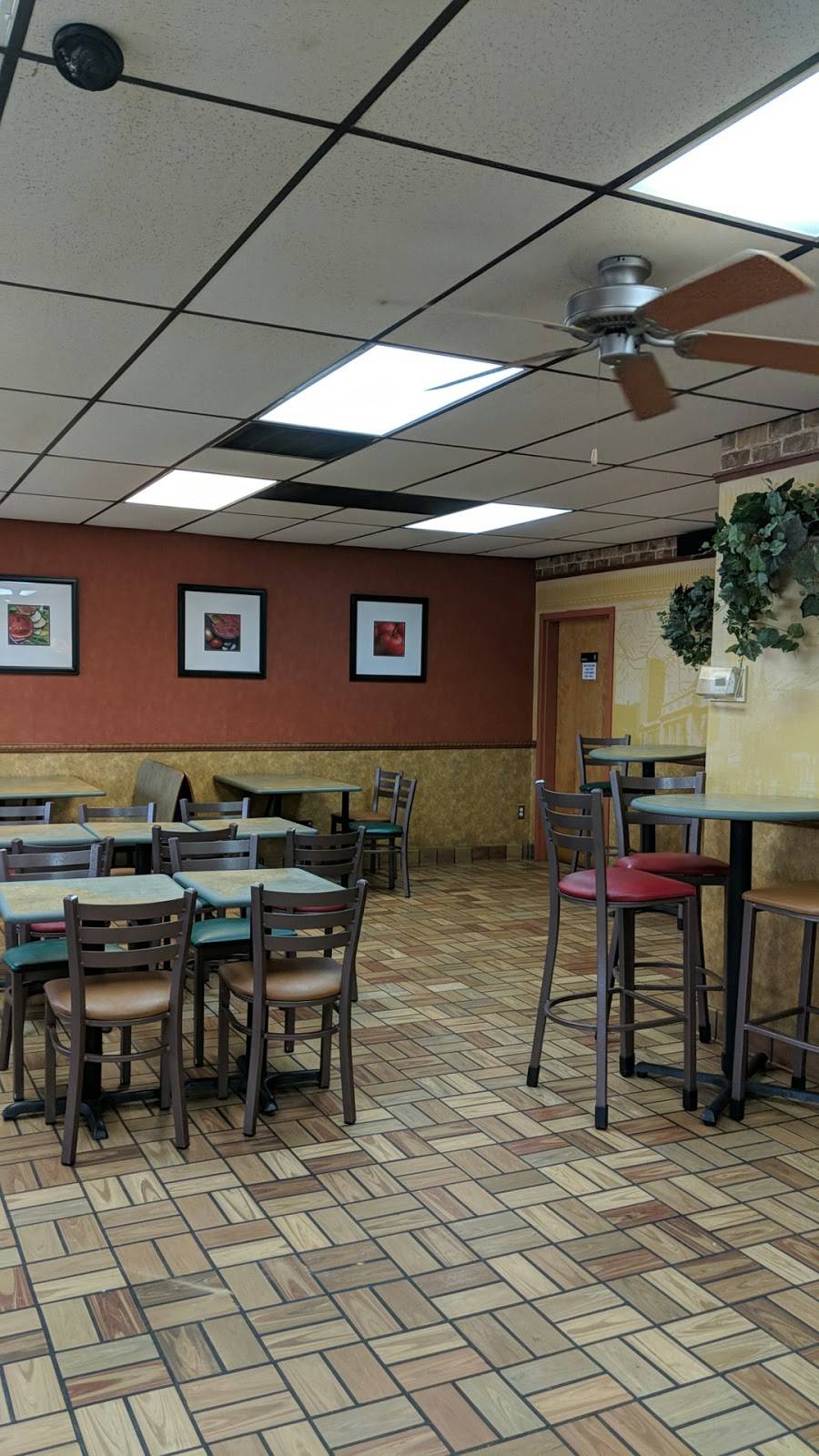Subway | restaurant | 5583 Hendersonville Rd, Fletcher, NC 28732, USA | 8286540999 OR +1 828-654-0999