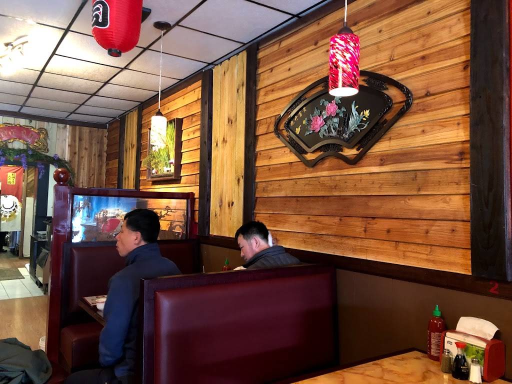 Yi Pin Xiang | restaurant | 1219 W Main St, Peoria, IL 61606, USA | 3098392060 OR +1 309-839-2060