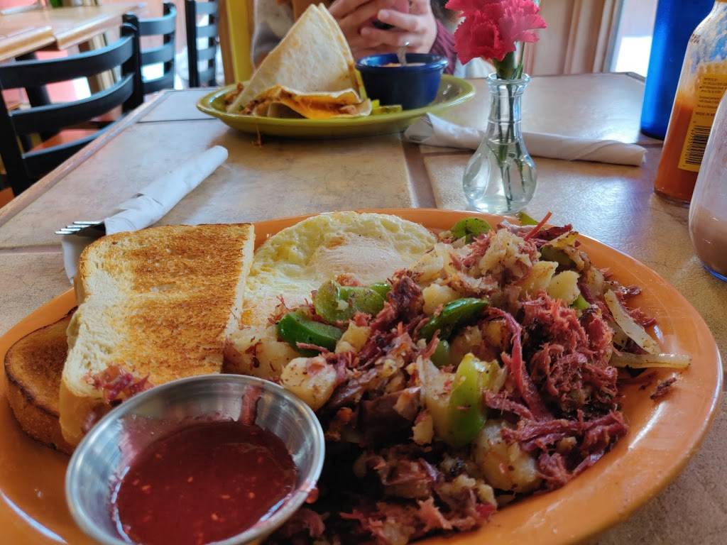 Sharkys Eatery | restaurant | 221 Doc Susie Ave, Fraser, CO 80442, USA | 9707268646 OR +1 970-726-8646