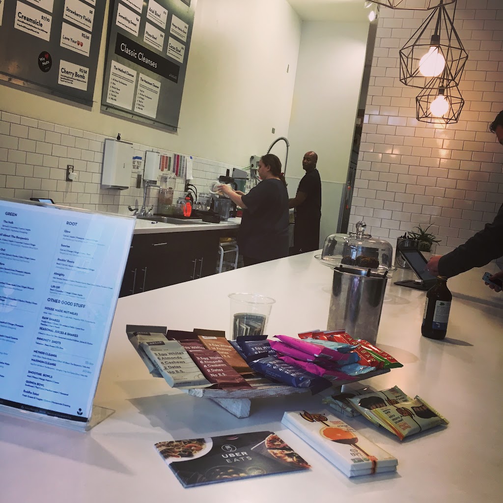 Off The Vine | restaurant | 109 E 12th St, Cincinnati, OH 45202, USA | 5133056020 OR +1 513-305-6020