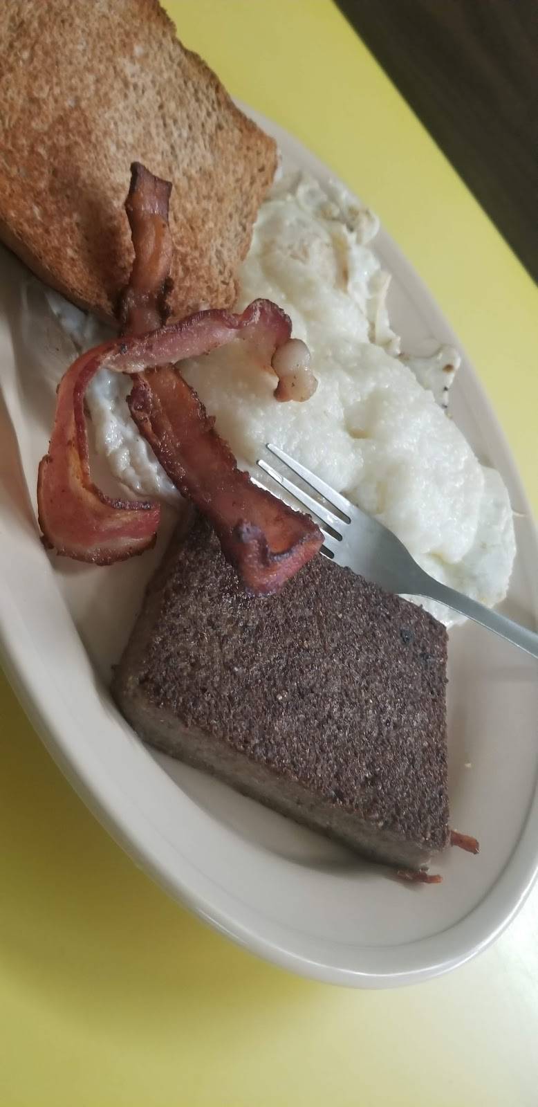 Burger Basket | restaurant | 37 Liledoun Rd, Taylorsville, NC 28681, USA | 8286324213 OR +1 828-632-4213