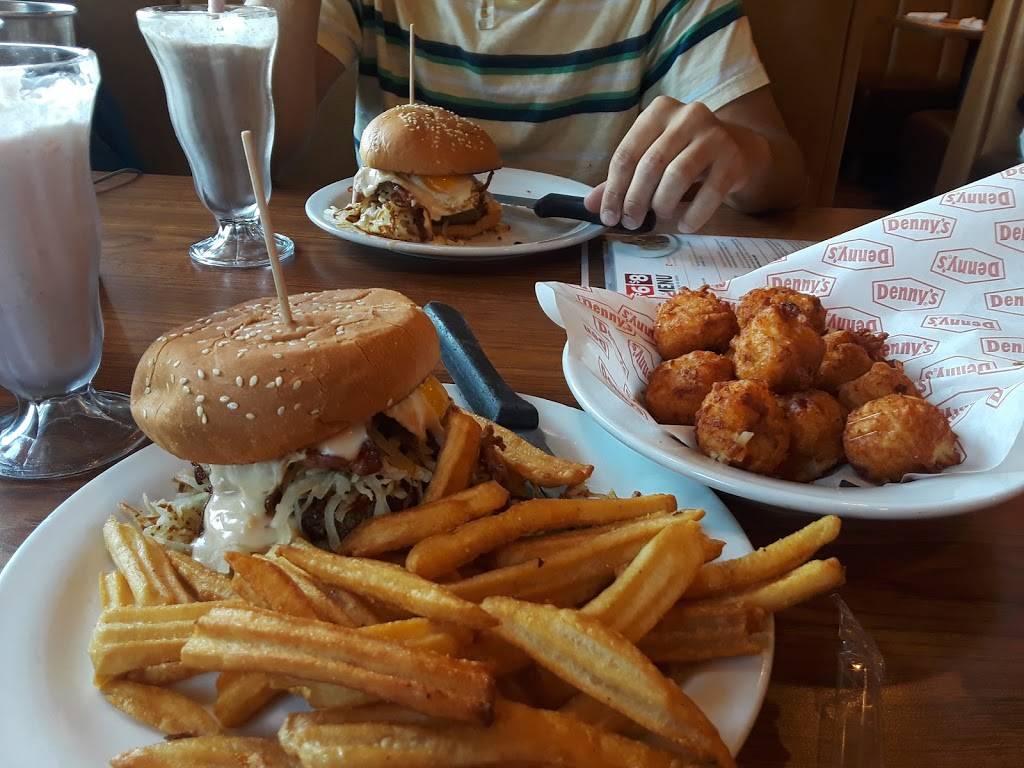 Dennys | restaurant | 5725 T G Lee Blvd, Orlando, FL 32822, USA | 4074388811 OR +1 407-438-8811