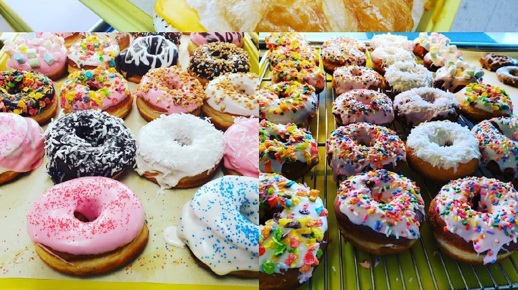 Donuts West Mount | restaurant | 1429 W Mt Houston Rd, Houston, TX 77088, USA | 3467735380 OR +1 346-773-5380