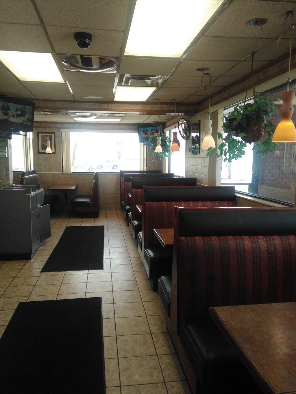 L A Coney Restaurant | restaurant | 1700 E McNichols Rd, Detroit, MI 48203, USA | 3138925552 OR +1 313-892-5552
