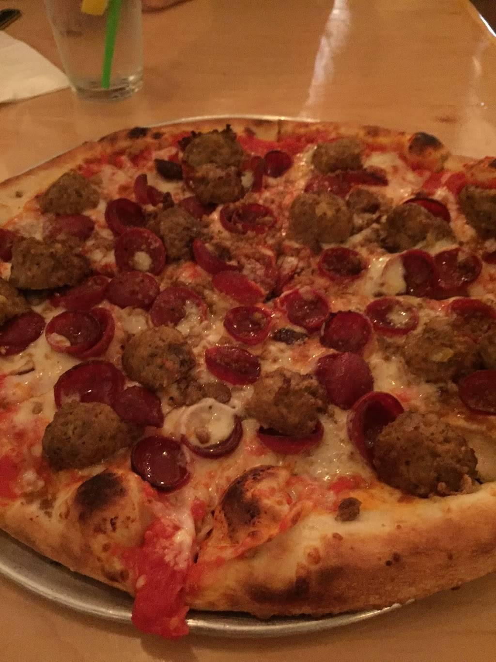 Sidewall Pizza Company | restaurant | 3598 Pelham Rd, Greenville, SC 29615, USA | 8649918748 OR +1 864-991-8748