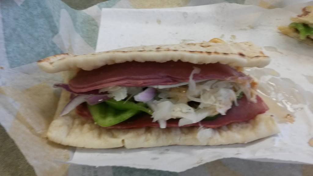 Subway | restaurant | 9672 US-31 Suite 100, Interlochen, MI 49643, USA | 2312750290 OR +1 231-275-0290