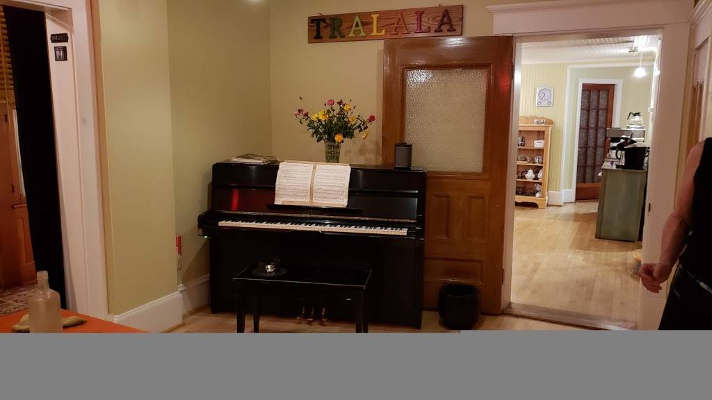 Restaurant Tralala | restaurant | 461 Rue Desrosiers, Sainte-Émélie-de-lÉnergie, QC J0K 2K0, Canada | 4503861250 OR +1 450-386-1250