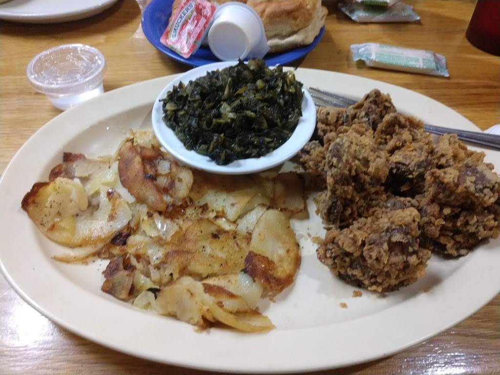 Sue’s Touch of Country Kitchen | restaurant | 2605 Rockford Ln, Louisville, KY 40216, USA | 5024505059 OR +1 502-450-5059