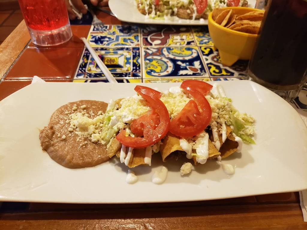 ANTOJITOS SUSY | restaurant | Av. Miguel Hidalgo, El Refugio, 21410 Tecate, B.C., Mexico | 016651226166 OR +52 665 122 6166