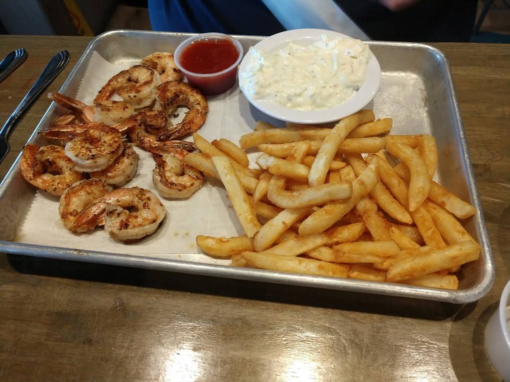 The Sandbar & Kitchen | restaurant | 2910 Atlantic Ave, Fernandina Beach, FL 32034, USA | 9043103648 OR +1 904-310-3648