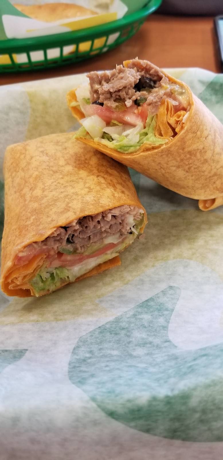 Subway | meal takeaway | 370 NE Camano Dr, Camano, WA 98282, USA | 3606315055 OR +1 360-631-5055