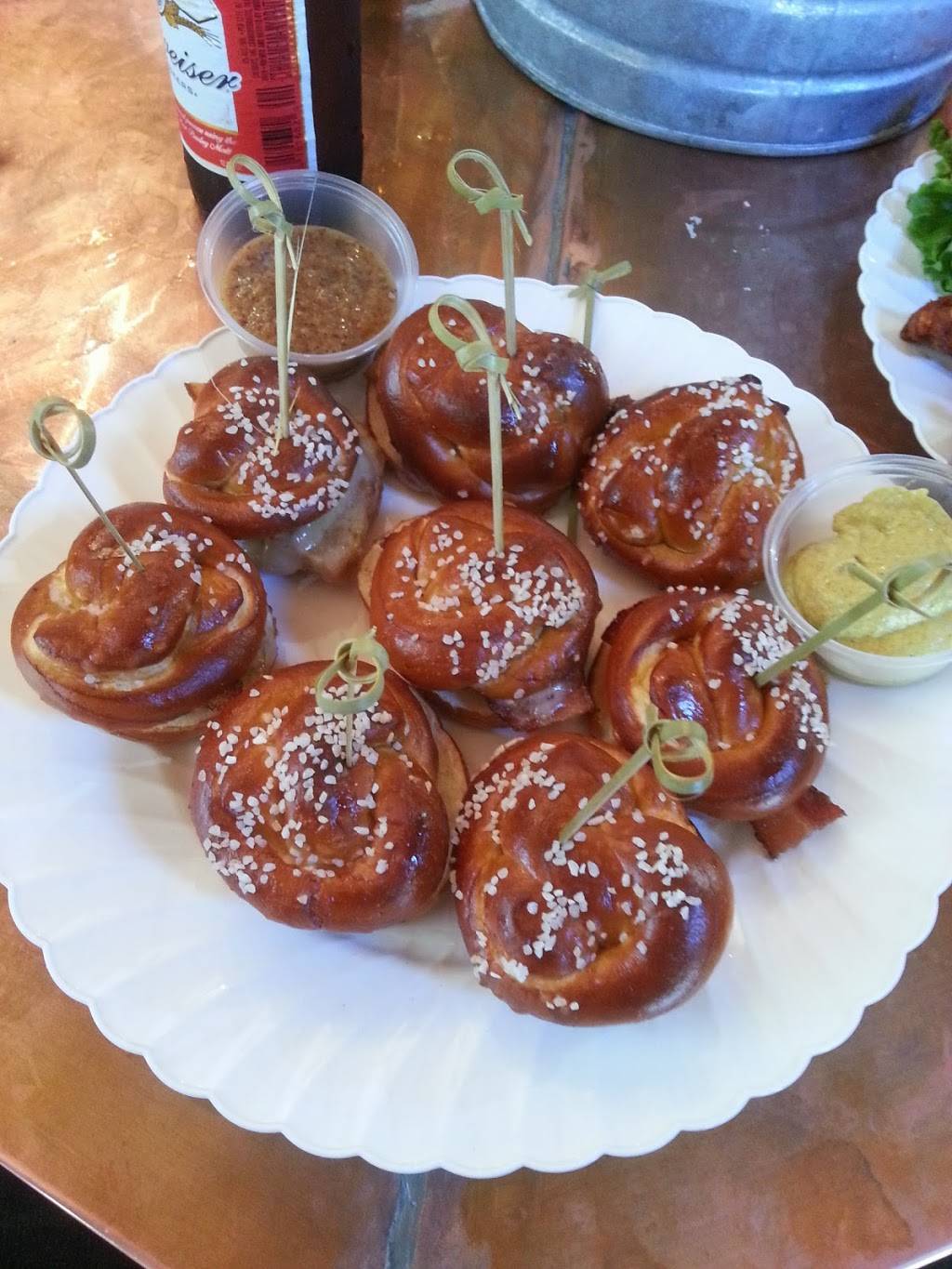 Plattduetsche Park | restaurant | 1132 Hempstead Turnpike, Franklin Square, NY 11010, USA | 5163543131 OR +1 516-354-3131