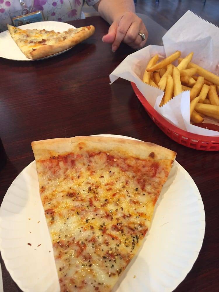 Crazy Chicken & Pizza | restaurant | 228 Albany Ave, Brooklyn, NY 11213, USA | 3473528192 OR +1 347-352-8192