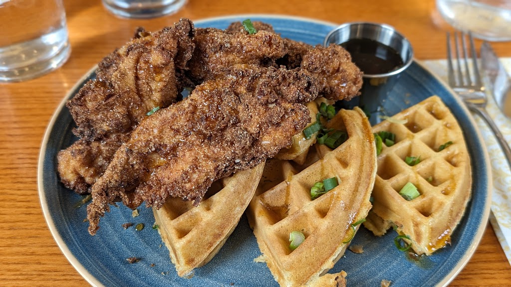 Yellow Diner | restaurant | 501 Maple Ave W, Vienna, VA 22180, USA | 5714592295 OR +1 571-459-2295