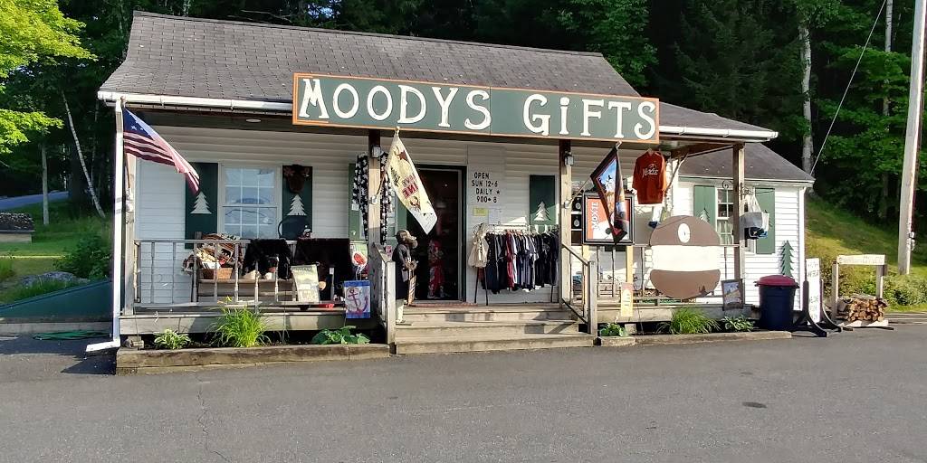 Moodys Diner | restaurant | 1885 Atlantic Hwy, Waldoboro, ME 04572, USA | 2078327785 OR +1 207-832-7785
