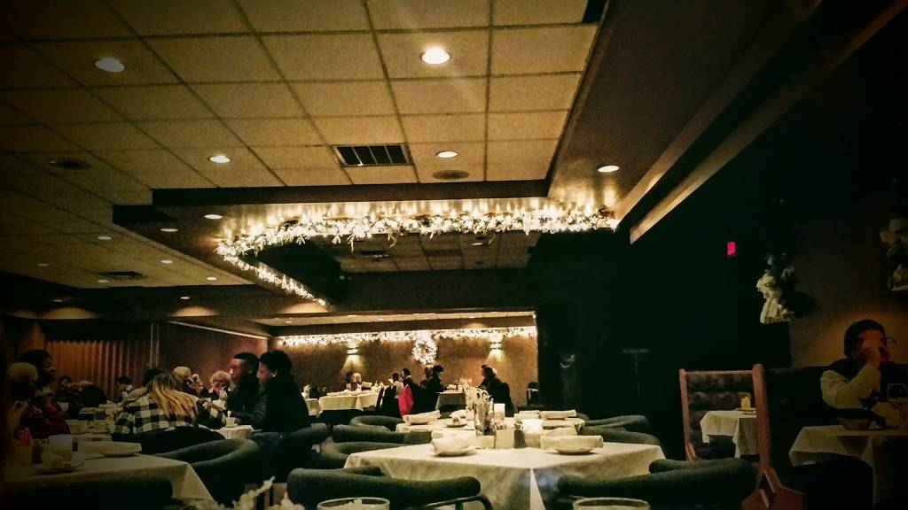 The Clawson Steakhouse | restaurant | 56 S Rochester Rd, Clawson, MI 48017, USA | 2485885788 OR +1 248-588-5788