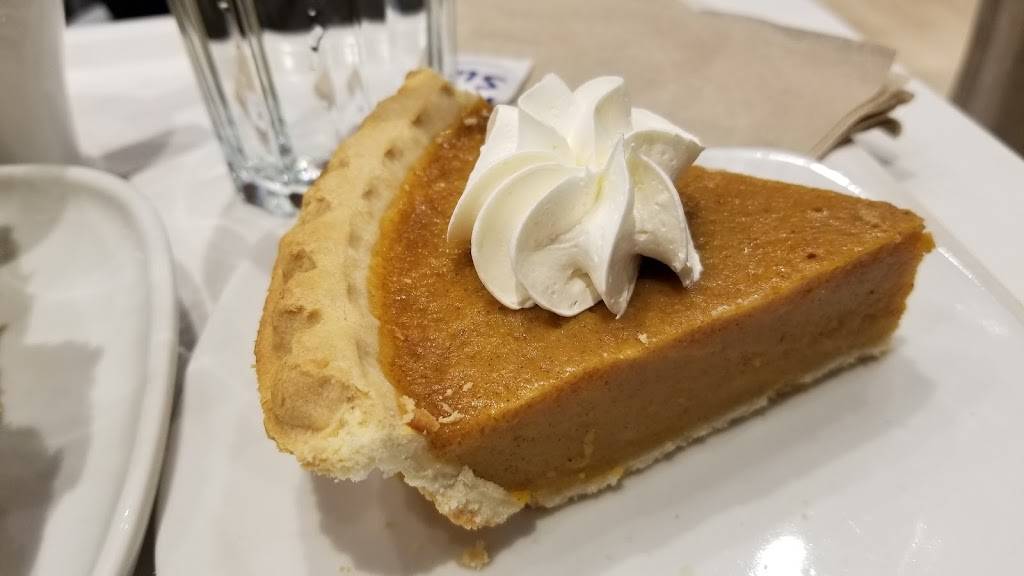 IKEA Restaurant | restaurant | 4400 Shellmound St, Emeryville, CA 94608, USA | 8888884532 OR +1 888-888-4532