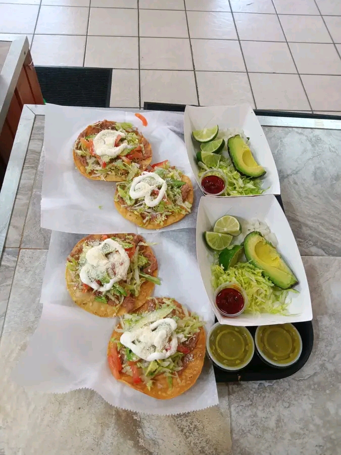 EL CHARRITO TAQUERÍA | restaurant | 168 Cesar Chavez St, St Paul, MN 55107, USA | 6513131052 OR +1 651-313-1052