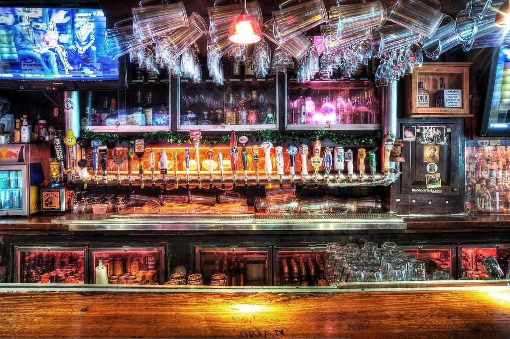 Barneys Beanery | restaurant | 8447 Santa Monica Blvd, West Hollywood, CA 90069, USA | 3236542287 OR +1 323-654-2287