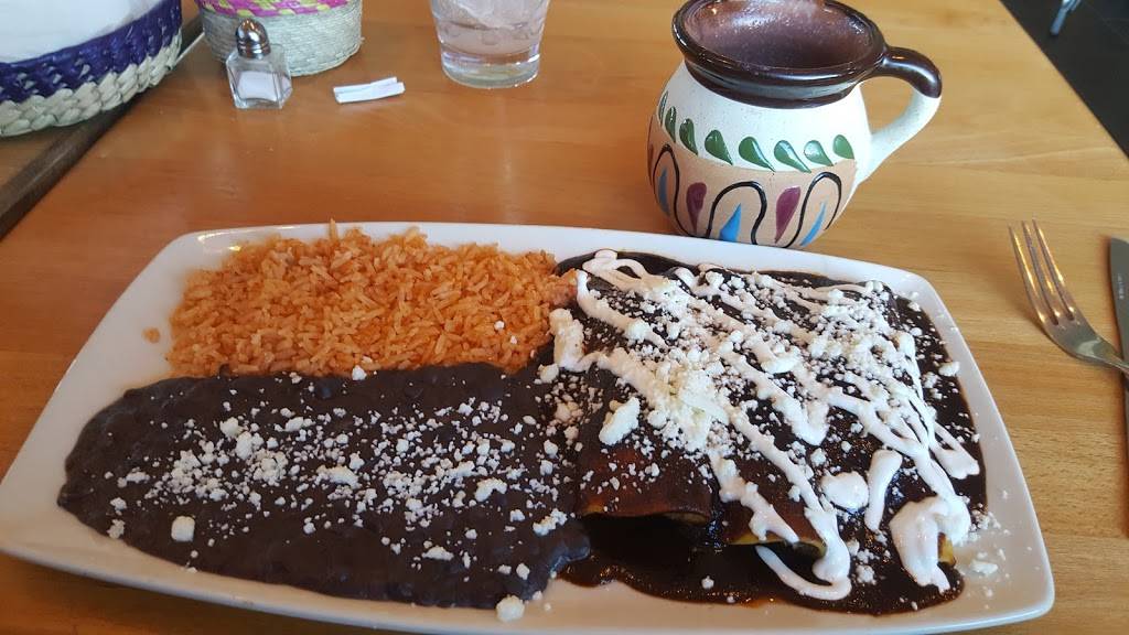 Delicias Mexican Cuisine | restaurant | 66121 Pierson Blvd, Desert Hot Springs, CA 92240, USA | 7608943400 OR +1 760-894-3400