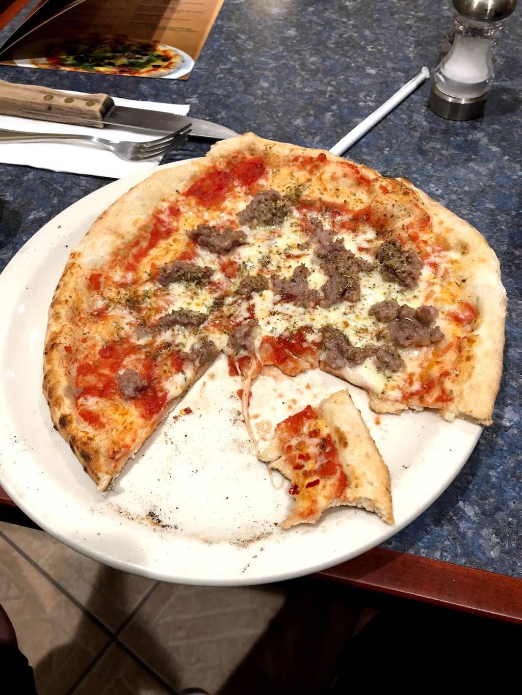 Ugos Pizza In Clearwater | restaurant | 105 N Fort Harrison Ave, Clearwater, FL 33755, USA | 7272219290 OR +1 727-221-9290