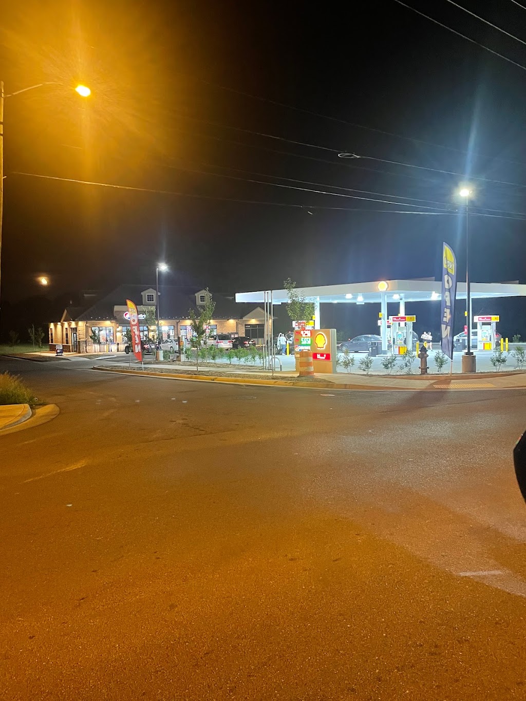 Chesters Chicken | restaurant | 1919 10th St NW, Roanoke, VA 24012, USA | 5402062046 OR +1 540-206-2046