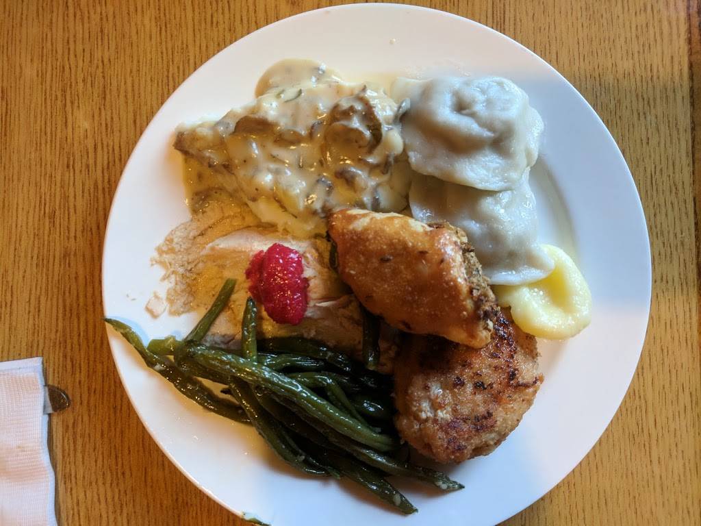 Red Apple Buffet | restaurant | 3121 N Milwaukee Ave, Chicago, IL 60618, USA | 7735885781 OR +1 773-588-5781