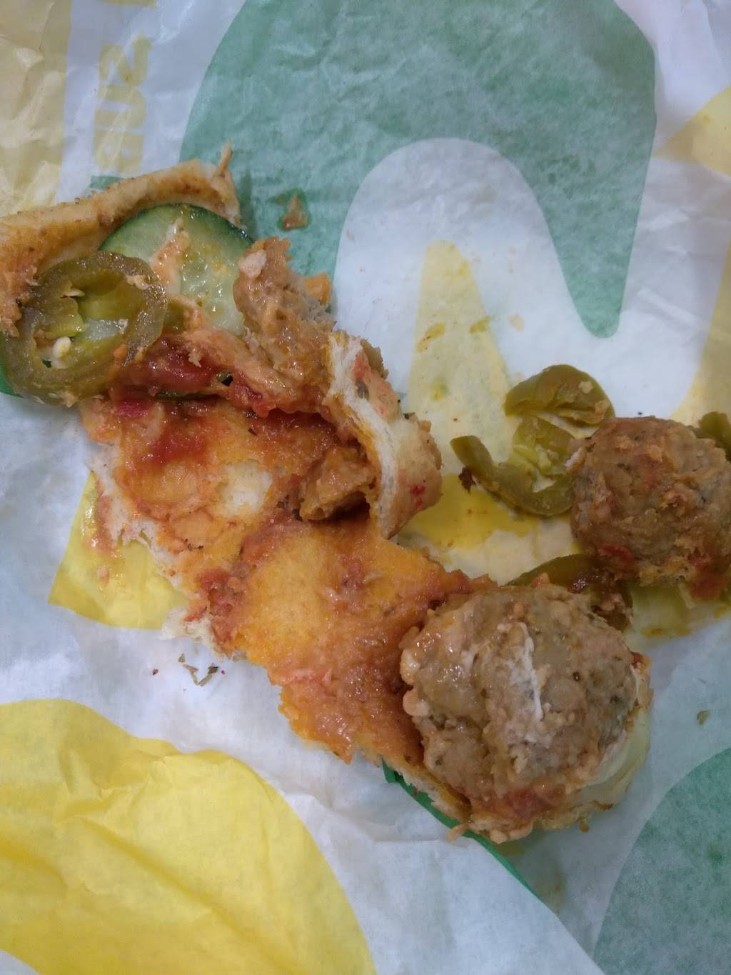 Subway | restaurant | 756 S Gilbert Rd Suite 102, Gilbert, AZ 85296, USA | 4808924910 OR +1 480-892-4910