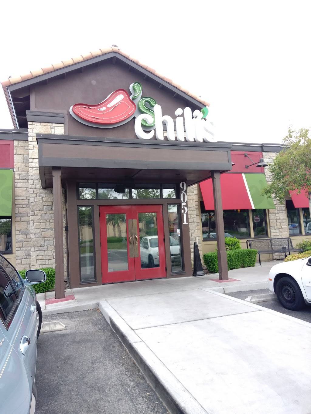 Chilis Grill & Bar | restaurant | 9051 W Charleston Blvd, Las Vegas, NV 89117, USA | 7022280479 OR +1 702-228-0479