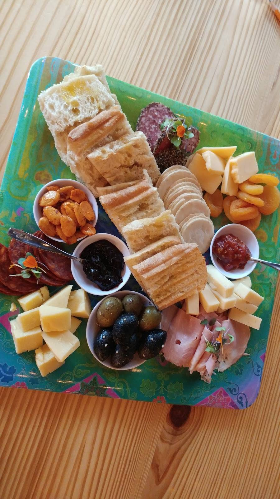 Lolitas Wine Market | restaurant | 16 18th St S, St. Petersburg, FL 33712, USA | 7275050503 OR +1 727-505-0503