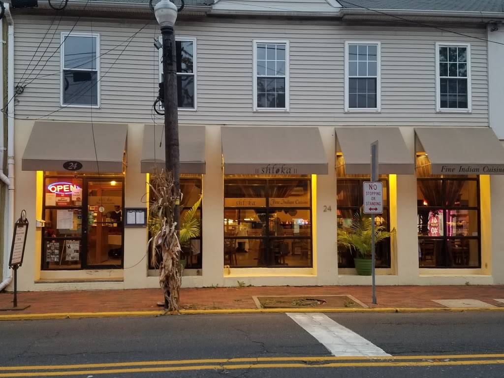 Shloka | restaurant | 24 South St, Freehold, NJ 07728, USA | 7323330756 OR +1 732-333-0756