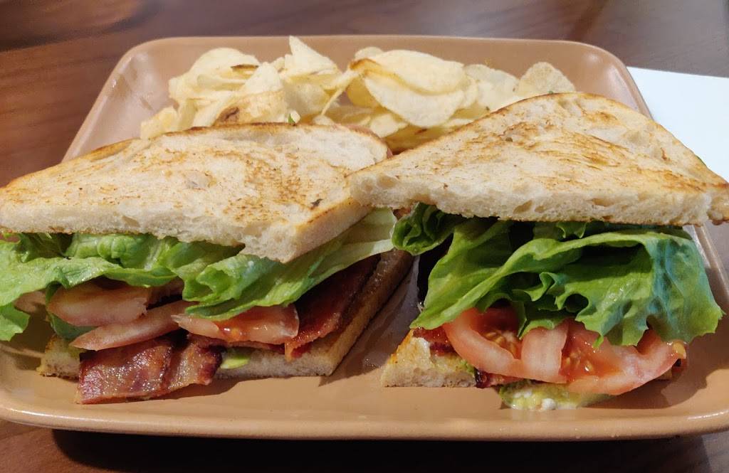 Le Buzz | restaurant | 2930 N Swan Rd, Tucson, AZ 85712, USA | 5208497774 OR +1 520-849-7774