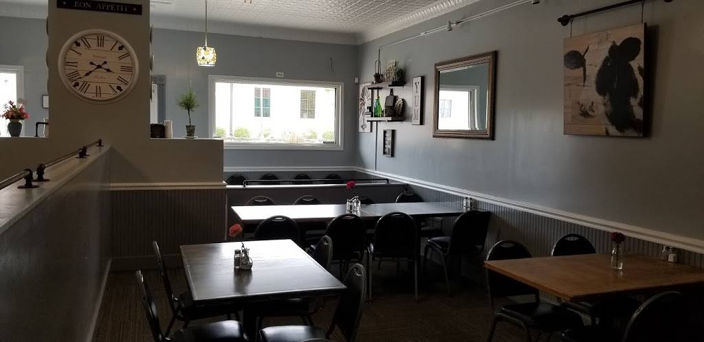 The Kitchen at 5th & Main | restaurant | 505 W Main St, Mitchell, IN 47446, USA | 8129922160 OR +1 812-992-2160