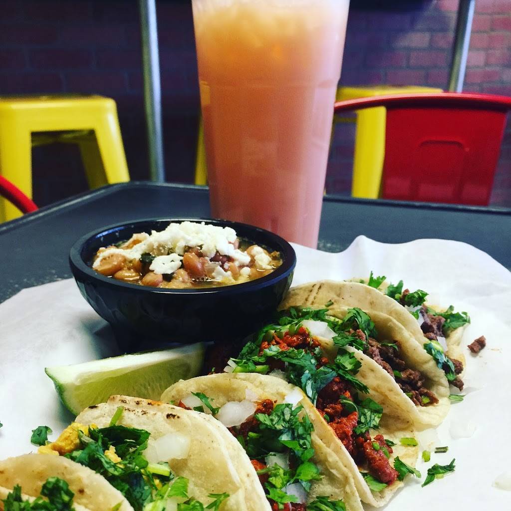 TacoHolics | restaurant | 1613 N Zaragoza Rd #201, El Paso, TX 79936, USA | 9159292592 OR +1 915-929-2592