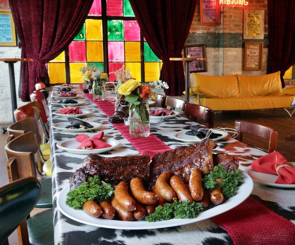 The County Line | restaurant | 10101 I-10, San Antonio, TX 78230, USA | 2106411998 OR +1 210-641-1998